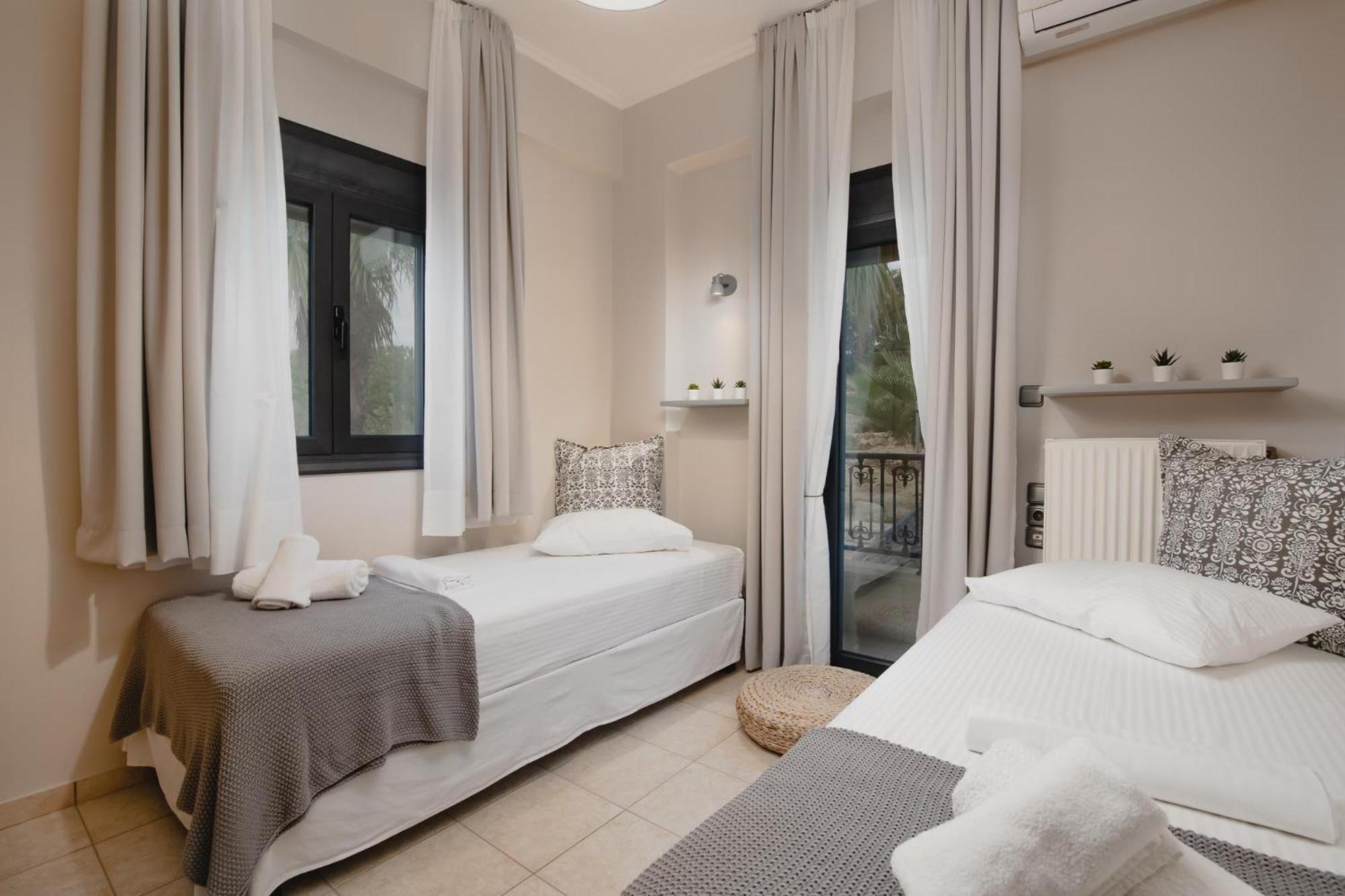 Orraon Lux Aparts Preveza Pokoj fotografie